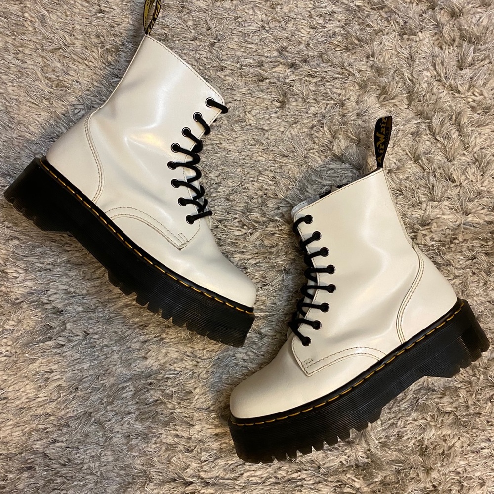 Dr. Martens Jadon Platform Boot